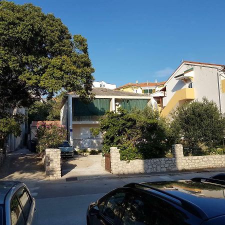 Apartament Apartman Vesna Pag Pag Town Zewnętrze zdjęcie